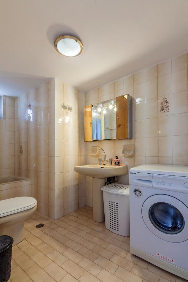 Lovely Apartment Close To The City Center Heraklion Exteriör bild